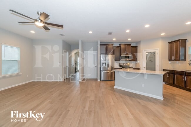 Photo - 8134 Dancing Fox St