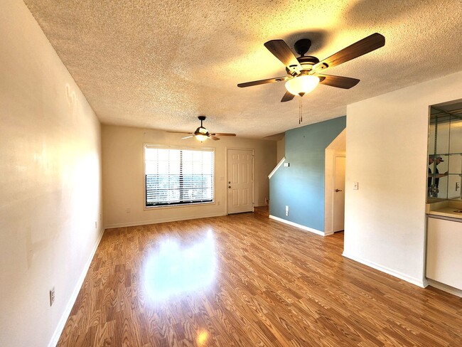 Photo - 2-story townhome - Private Patio - Pool - ... Unit 130