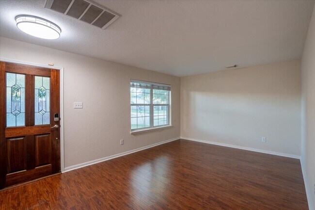 Photo - 15907 Kings Cypress Ln