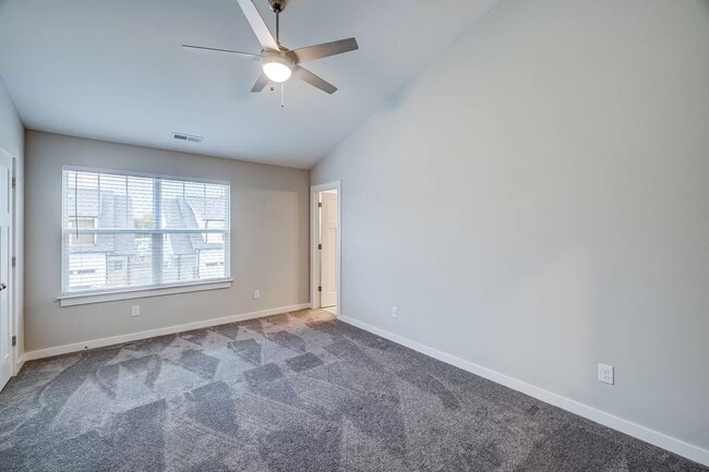 Photo - 2129 Bayport Ave