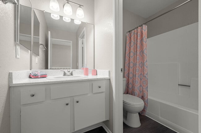 Woodlands West Townhomes