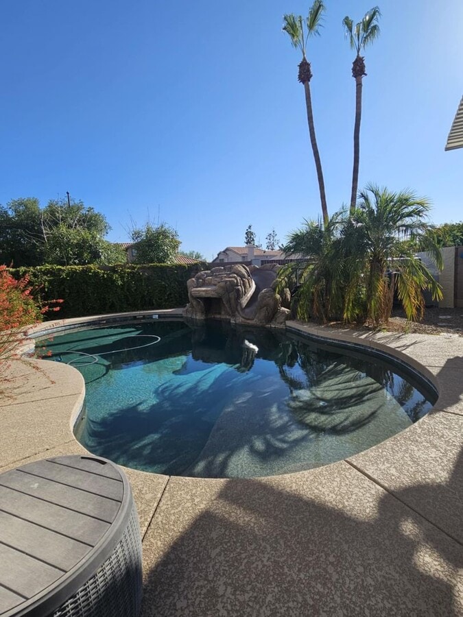 Beautiful 5-Bedroom Home with Private Pool... - Beautiful 5-Bedroom Home with Private Pool...