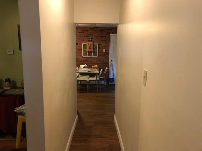 Photo - 9 Lowell Ter Unidad 1