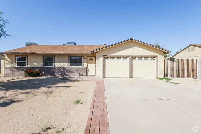 Building Photo - 7008 W Canterbury Dr Rental