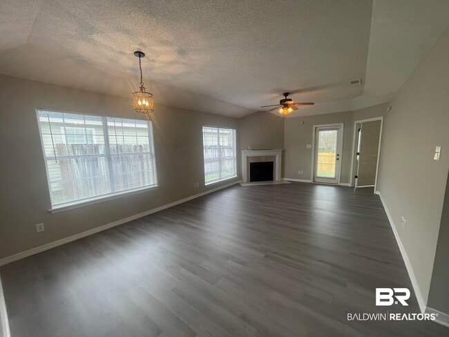 Photo - 706 Crystal Wells Ct N
