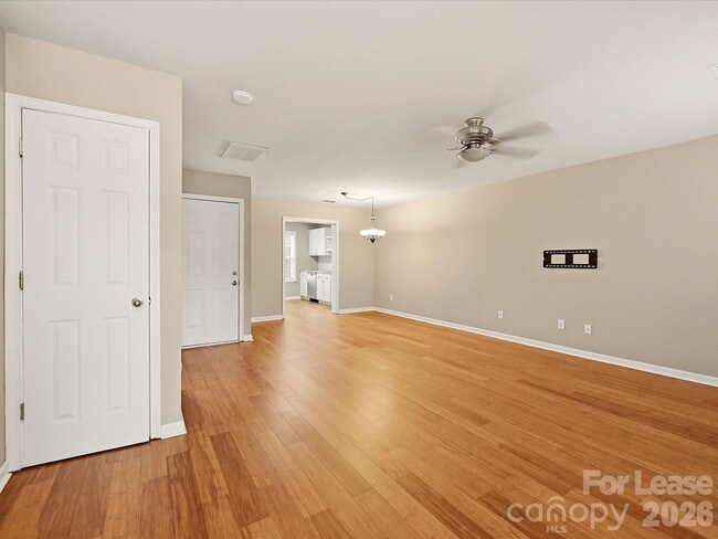 7950 Camden Hollow Rd