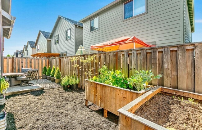 Photo - 2833 25th Ave