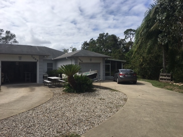 Photo - 1054 Claudia St
