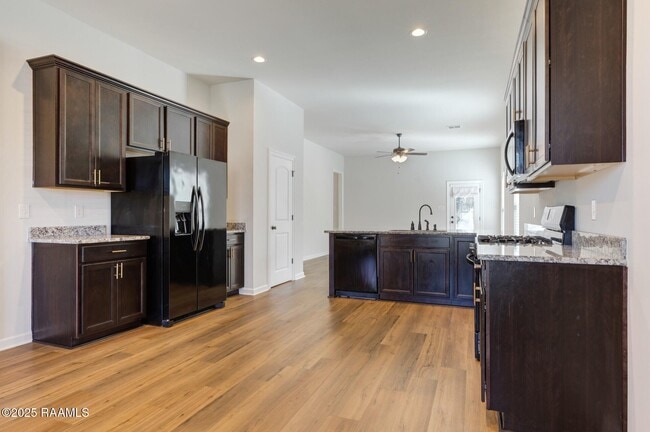 Photo - 136 Lightbourne Dr