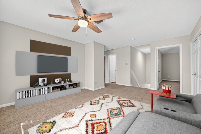 Photo - 7126 White Willow Ln