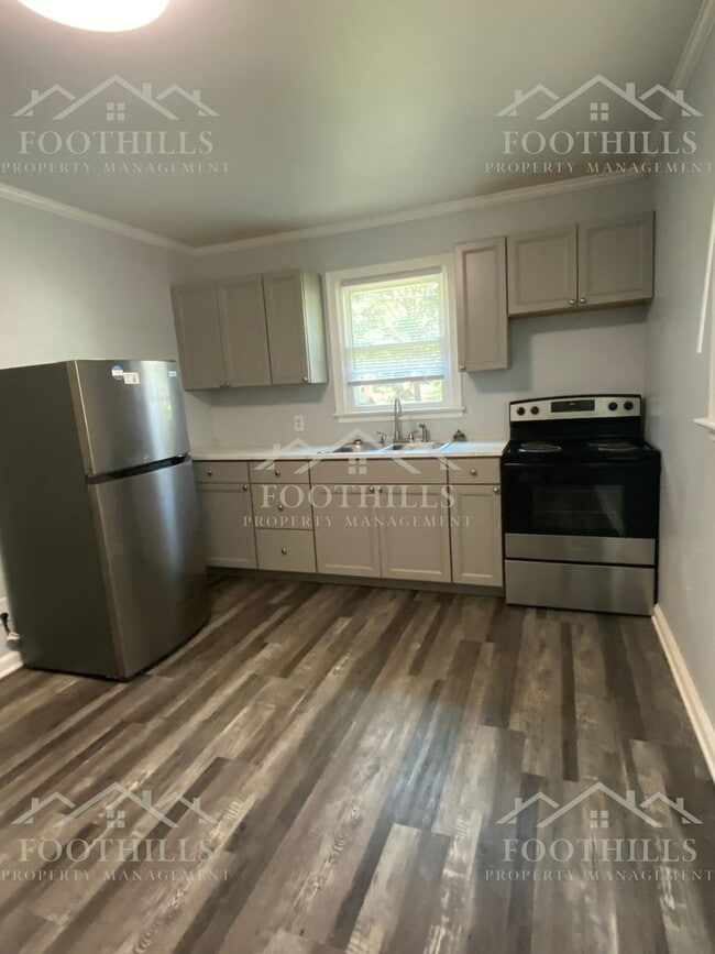 Photo - 3315 Berry Ln Unit A