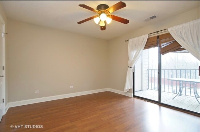 Photo - 1915 N Hicks Rd Unit 9302