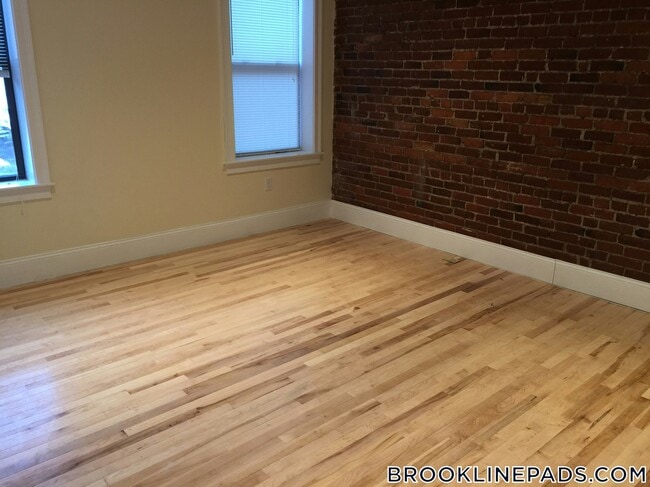 1203 Beacon St Unit 2