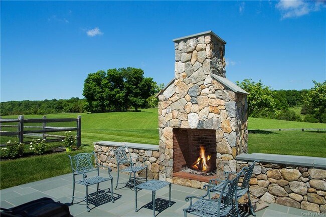 Photo - 200 Chase Rd