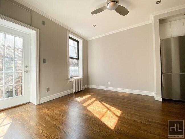 Photo - East 18th Street Unidad E3