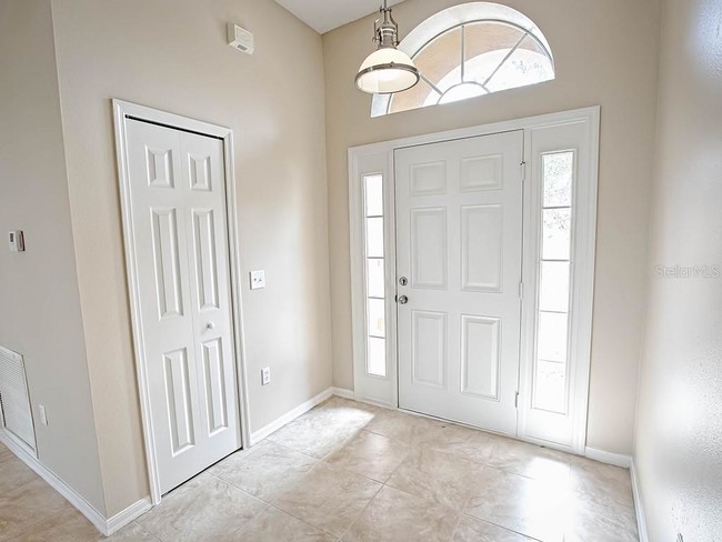 Photo - 2139 Sandridge Cir
