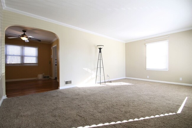 Photo - 3 Bedroom / 2 Bath Home! | Omaha, Ne