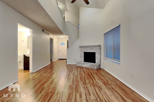 11021 Traci Lynn Dr