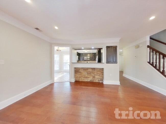 Photo - 1050 Swan Mill Ct