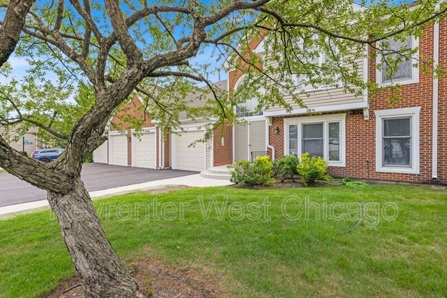 Photo - 1851 Fox Run Dr