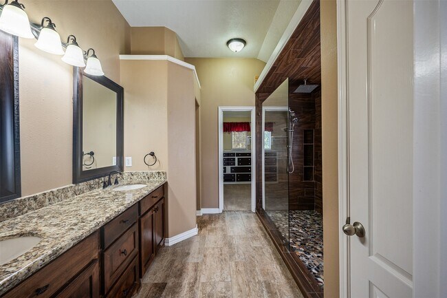 Photo - 2931 Silver Landing Ln