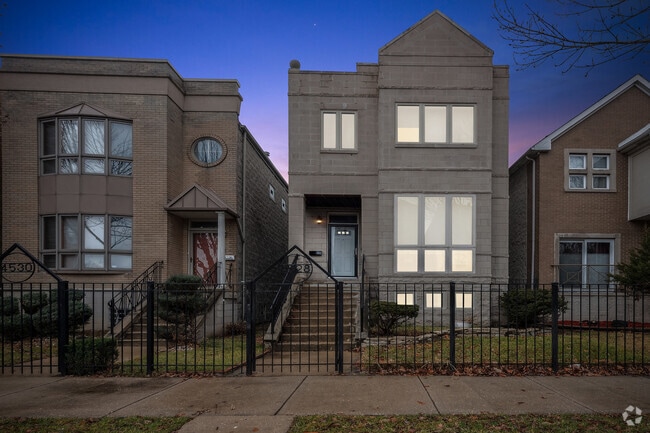 Building Photo - 4528 S St Lawrence Ave Rental