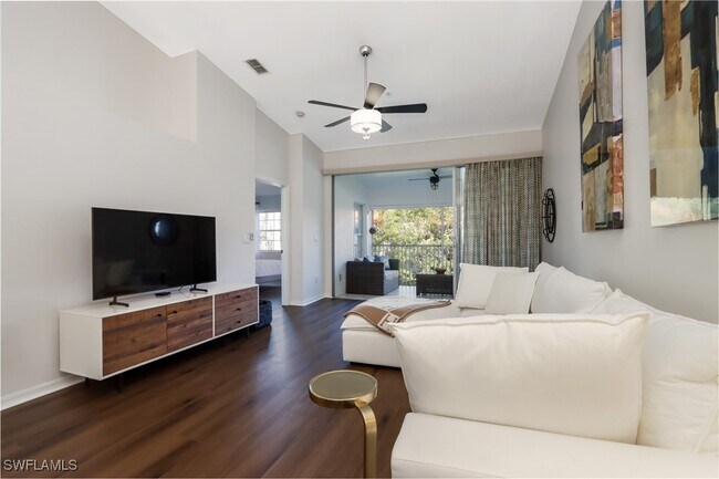 Photo - 2585 Old Groves Rd Unidad L203