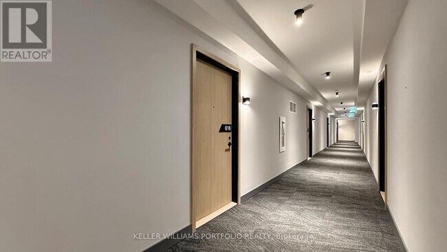 Photo - 35 Parliament St Unité 616