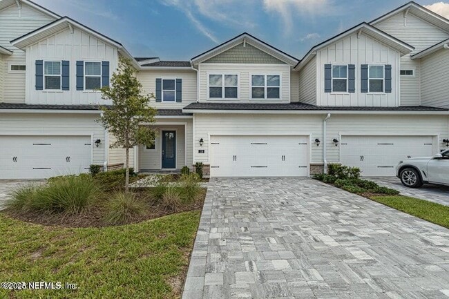 Building Photo - 118 Carousel Dr Rental