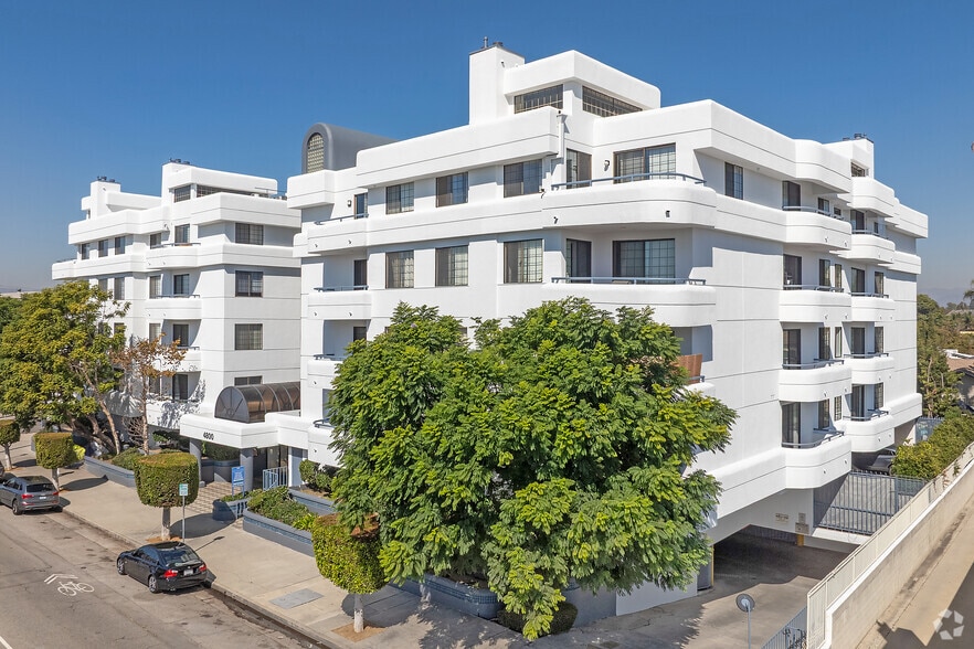 4800 Sepulveda