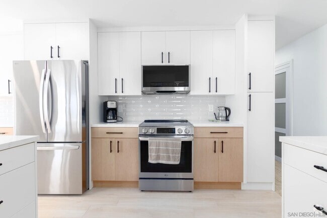 Building Photo - 7550 Eads Ave Unit 305 Rental