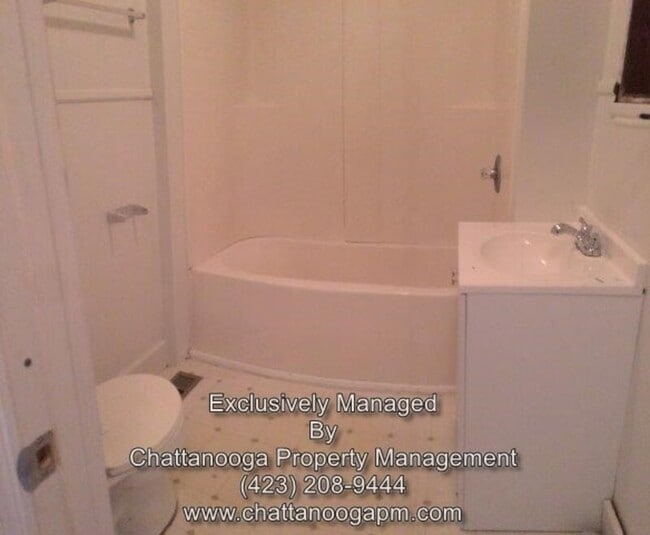 Photo - 722 Carden Ave