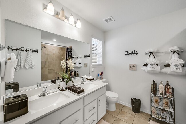 Photo - 16502 Live Oak Canyon Dr