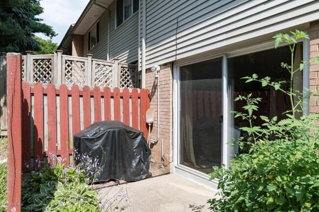 Photo - 3517 Kenbrooke Ct Unit 3517