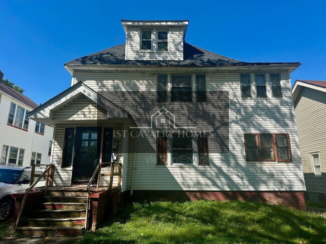 Building Photo - 3540 E 154th St Unit 3