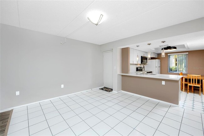 Photo - 209 Cypress Ct Unit 209