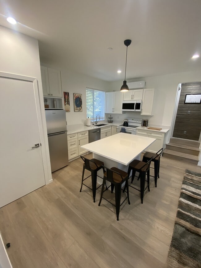 Photo - 204 Chimney Rock Rd