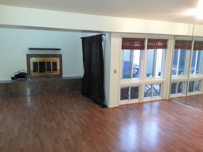 Building Photo - 11222 Snowflake Ct Unit A