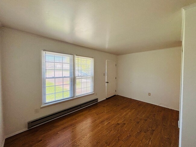 Photo - 1661 Mt Tabor Rd