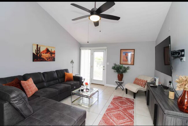 Building Photo - 6309 E Ludlow Dr Rental
