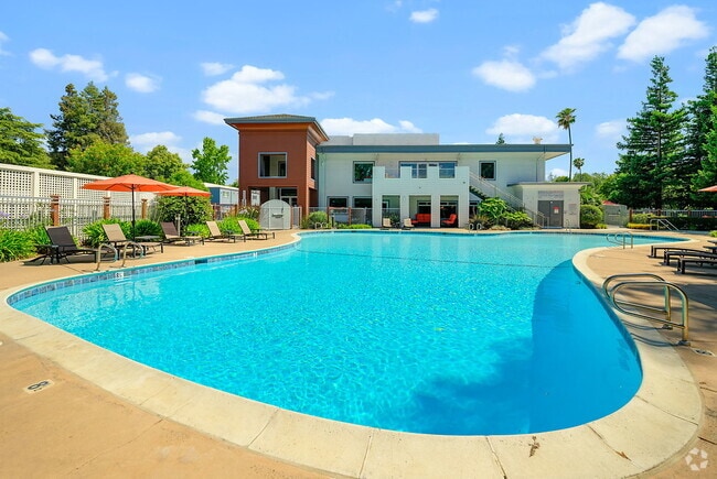 Building Photo - The Parc at Pruneyard Rental