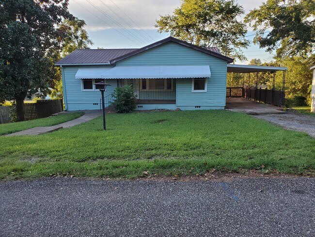 Building Photo - 385 2nd Ave Rental