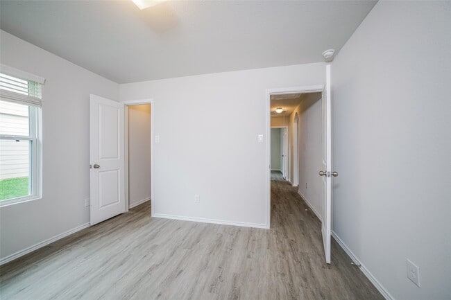 Photo - 310 Blue Crane St