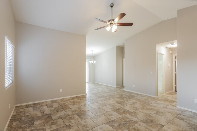 Photo - 2781 W Mira Dr