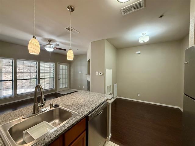 Photo - 4800 W Lovers Ln Unit 303