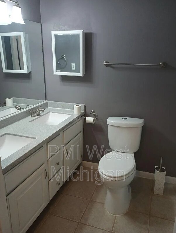 Photo - 5852 Shaw St Unit #1