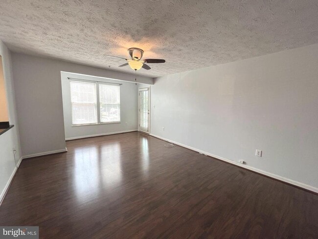 Photo - 689 Winding Stream Way Unit 204