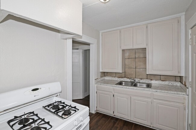 Photo - 1506 SW 11th Ave