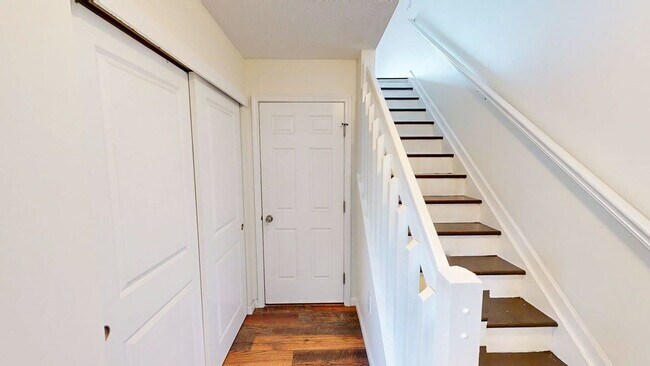 Photo - 5288 Royal Arch Cascade Dr