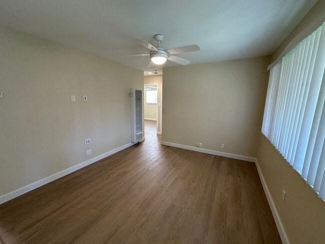 Photo - Single family 2 bedroom 1 bath, washer/dryer in unit